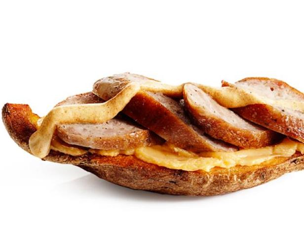 Rezept für Kartoffelschalen in Biersoße mit Wisconsin-Wurst