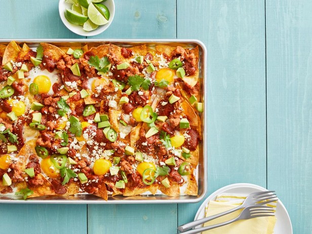 Huevos rancheros على ورقة الخبز