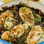 طاجن الأرز البري مع الدجاج والفطر