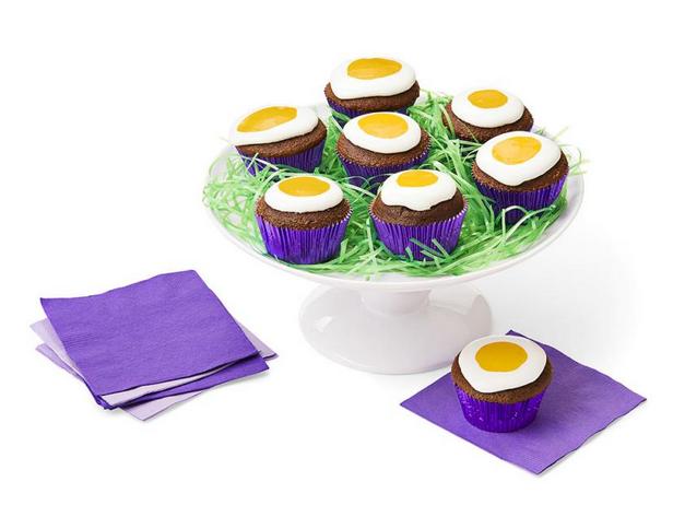 So macht man Rührei-Cupcakes