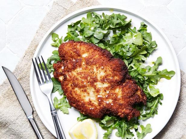 Come preparare le cotolette di pollo impanate