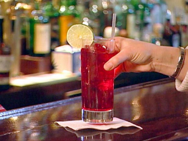 Wie man einen Cape Codder Cocktail zubereitet
