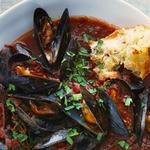 Cioppino mit Muscheln