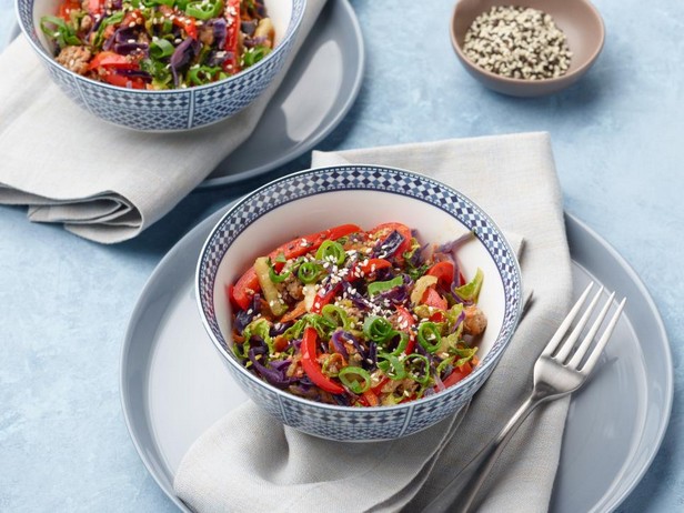 Schweinefleisch-Gemüse-Bowl