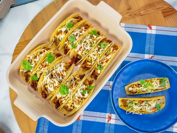 General Tso's Chicken Tacos