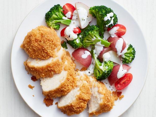 วิธีทำ - ไก่ทอดกรอบในแผ่นข้าวโพดอบในเตาอบ