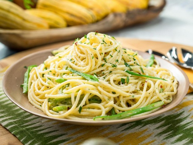 Nr. 32: Bucatini-Nudeln mit Zitrone
