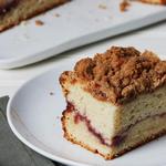 فطيرة مربى الكرز مع كريمة القهوة