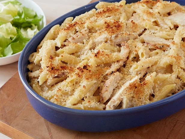Caesar Mac and Cheese mit gebratenem Hähnchen