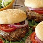 Knoblauchburger mit Ranch-Dressing