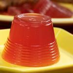 جيلي التوت البري والتفاح مع الزنجبيل
