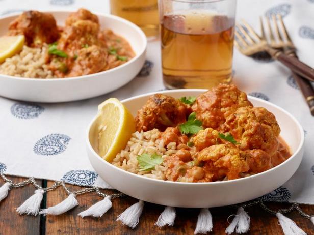 Wie man Blumenkohl Tikka Masala zubereitet