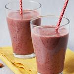 Kirsch-Mandel-Smoothie