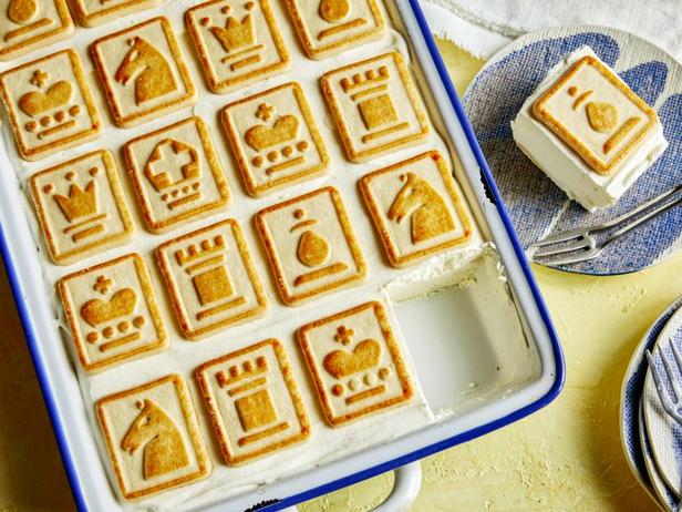 Wie man Bananen-Schachpudding zubereitet
