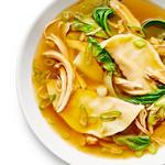 Asiatische Hühnerknödelsuppe
