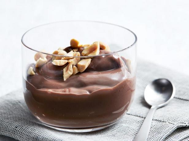 Wie man Schokoladen-Erdnuss-Pudding zubereitet