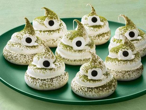 So macht man Matcha-Monster-Baisers