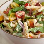 Nudelsalat mit Mais und hausgemachtem Ranch-Dressing