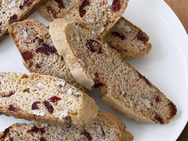 Wie man Cranberry-Pekannuss-Biscotti zubereitet