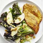 Truthahncurry und Apfel-Cashew-Salat