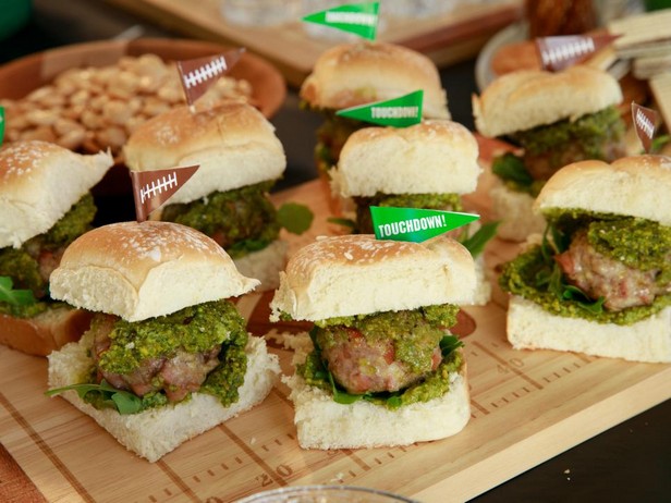 Käse-Fleischbällchen-Slider-Sandwiches