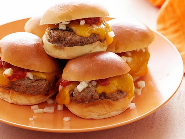 Mini-Rindfleisch-Chipotle-Burger