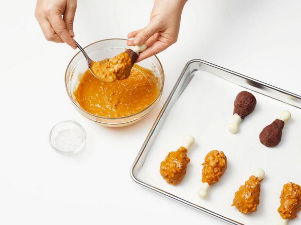 Hähnchenschenkel-Cake-Pops