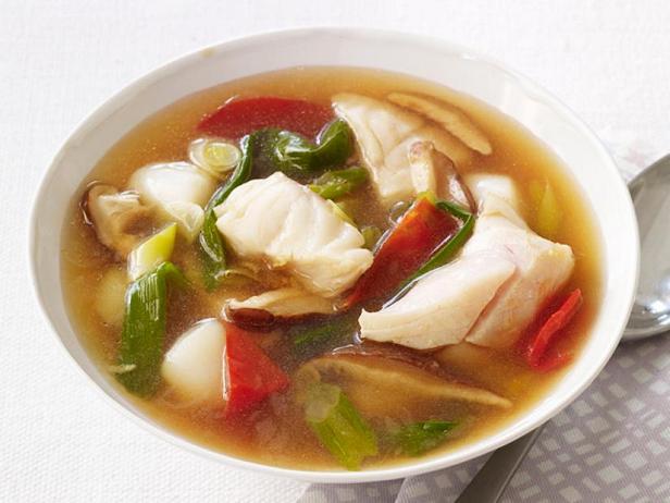 Wie man Meeresfrüchte-Ingwer-Suppe zubereitet