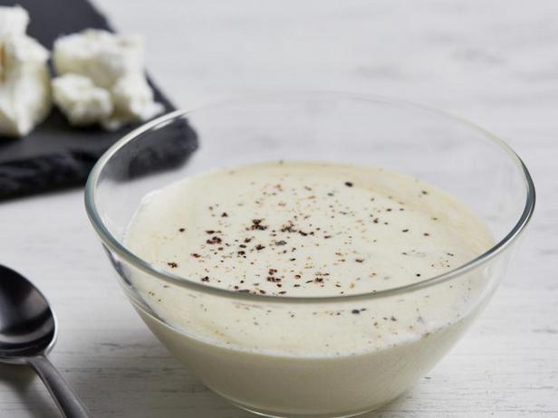 Wie man eine Ziegenkäse-Vinaigrette zubereitet