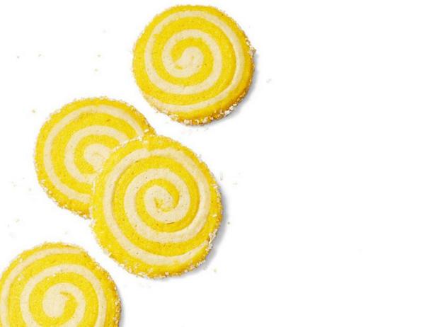 So backen Sie Windradkekse mit Zitronengeschmack