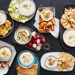 10 أنواع بسيطة من صلصات الجبن