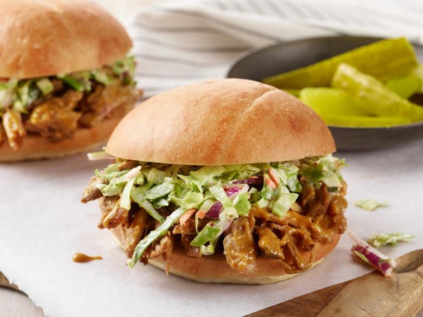 Gebackene Pulled-Pork-Sandwiches