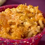 معكرونة بالجبنة والديك الرومي مع قشرة الجبن