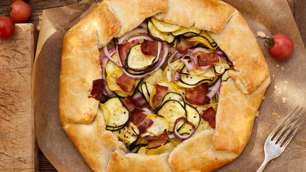 Kabaklı ve Pastırmalı Galette Nasıl Yapılır?