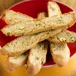 Honig-Biscotti mit Pistazien