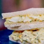 Klassischer Eiersalat mit Relish
