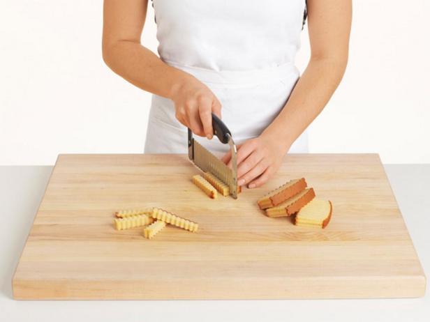 Steak-und-Pommes-Eiscremetorte