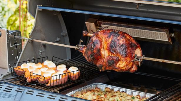 Zubereitungstipps - Gegrillter Truthahn mit Füllung am Spieß