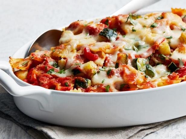 Zubereitung - Nudelauflauf mit Kräutern, Zucchini und Paprika