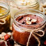 زبدة المكسرات محلية الصنع