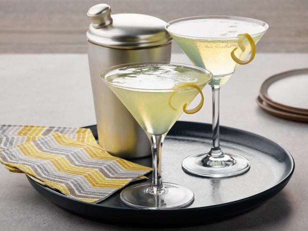 So bereiten Sie den Italian 75 Cocktail zu