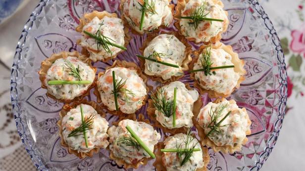 Rezept für Filoteig-Törtchen mit Räucherlachs