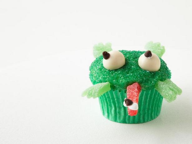 Wie man Frosch-Cupcakes backt