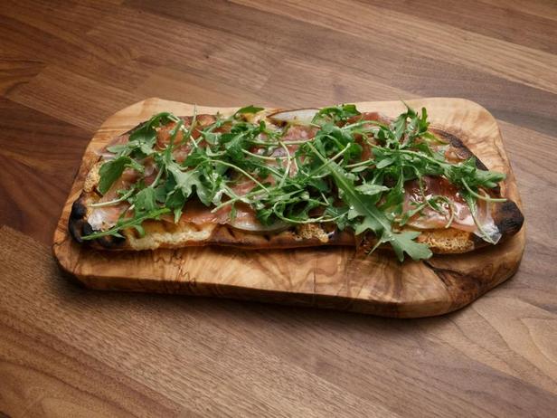 Zubereitung - Fladenbrot mit gegrilltem Prosciutto und Birne