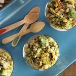 Gerösteter Maissalat mit cremigem Tomatillo-Dressing