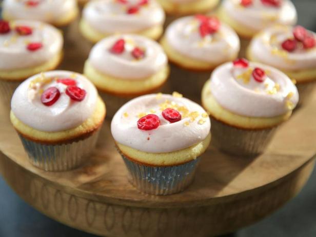 Rezept für Cranberry-Cupcakes mit Cranberry-Frischkäse-Frosting
