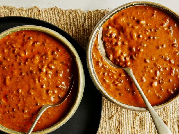 Wie man Dal Makhani zubereitet