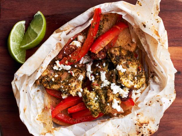 Involtini di pollo e chorizo ​​al forno