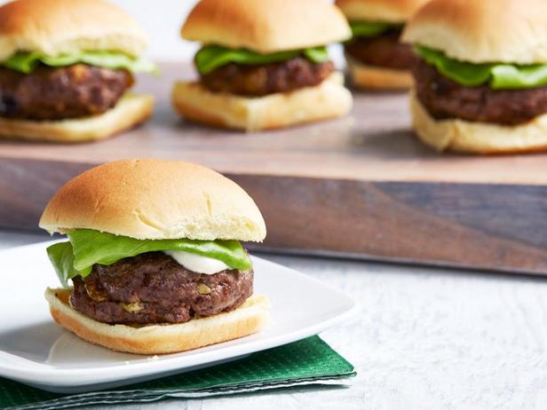 Zubereitung - Picadillo-Sandwiches mit Knoblauchmayonnaise