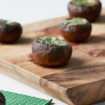 فطر مخبوز بالفرن مع زبدة الثوم